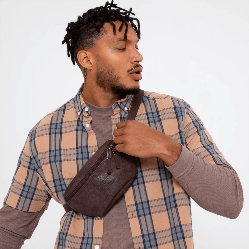 Eastpak Banane Springer 2 Litres Grained Brown2 4 Eastpak Banane Springer 2 Litres Grained Brown2 – Image 4