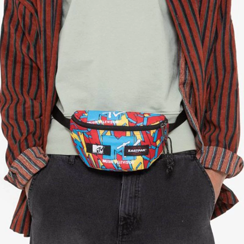 Eastpak Banane Springer 2 Litres MTV Orange 5 Eastpak Banane Springer 2 Litres MTV Orange – Image 5