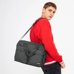 Eastpak Besace Tomsin 15 Pouces Black Denim -Bagages Et Sacs besace tomsin 15 pouces black denim 3