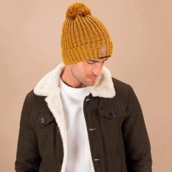 Cabaïa Bonnet Avec 3 Pompons Interchangeables Taille Unique Bandista Mustard -Bagages Et Sacs bonnet avec 3 pompons interchangeables taille unique bandista mustard 2